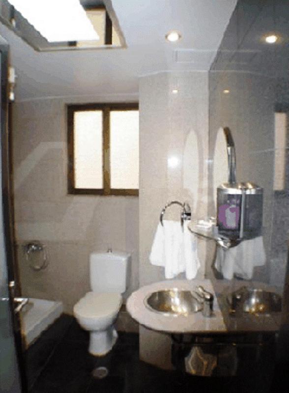 Hotel Niki Le Pirée Extérieur photo